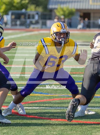 Thumbnail 2 in JV: Escalon vs Windsor photogallery.