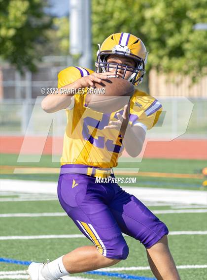 Thumbnail 1 in JV: Escalon vs Windsor photogallery.