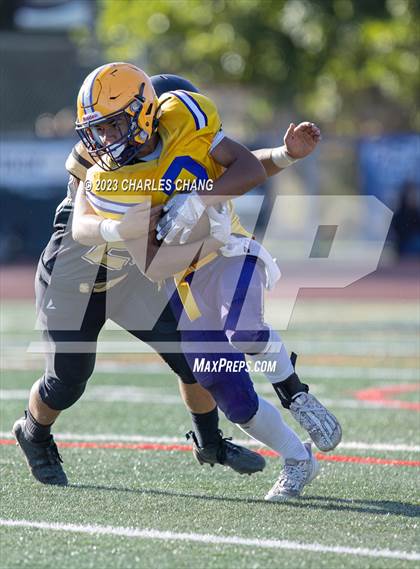 Thumbnail 1 in JV: Escalon vs Windsor photogallery.