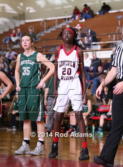 Thumbnail 3 in Lincoln Southwest vs. Lincoln photogallery.