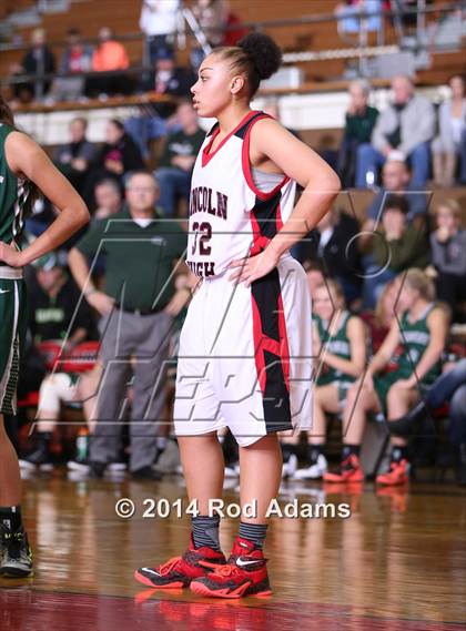 Thumbnail 3 in Lincoln Southwest vs. Lincoln photogallery.