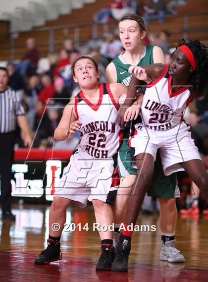 Thumbnail 1 in Lincoln Southwest vs. Lincoln photogallery.