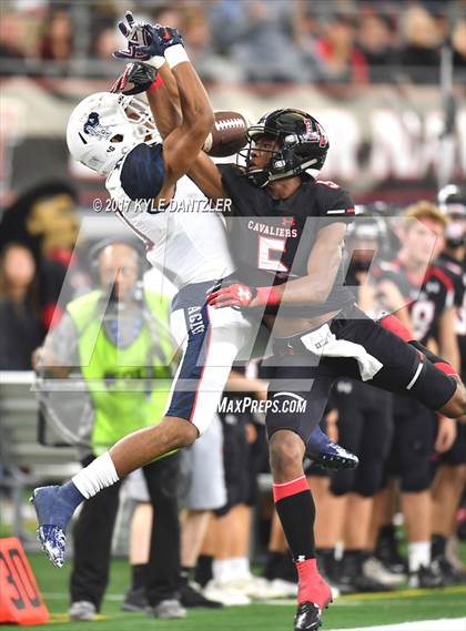 Thumbnail 3 in Allen vs. Lake Travis (UIL 6A Division 1 Final) photogallery.