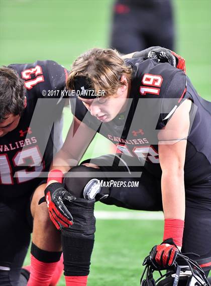Thumbnail 2 in Allen vs. Lake Travis (UIL 6A Division 1 Final) photogallery.