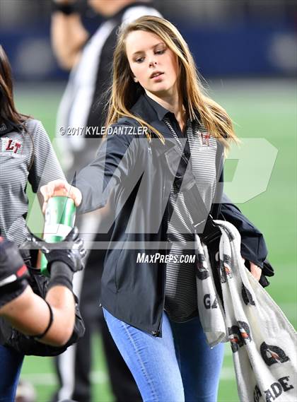 Thumbnail 2 in Allen vs. Lake Travis (UIL 6A Division 1 Final) photogallery.