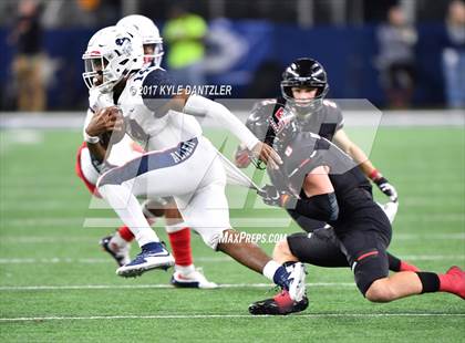 Thumbnail 2 in Allen vs. Lake Travis (UIL 6A Division 1 Final) photogallery.