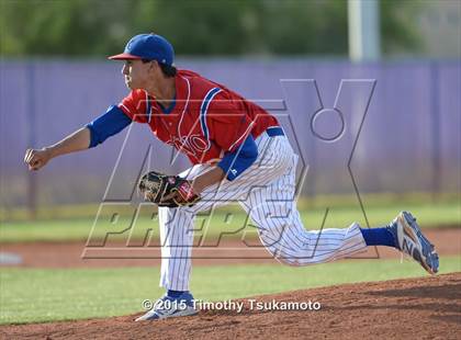 Thumbnail 2 in Reno vs Bishop Gorman (NIAA D1 Round 1 Playoff) photogallery.