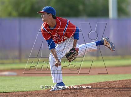 Thumbnail 3 in Reno vs Bishop Gorman (NIAA D1 Round 1 Playoff) photogallery.
