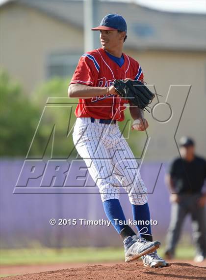 Thumbnail 3 in Reno vs Bishop Gorman (NIAA D1 Round 1 Playoff) photogallery.