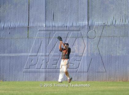 Thumbnail 3 in Reno vs Bishop Gorman (NIAA D1 Round 1 Playoff) photogallery.