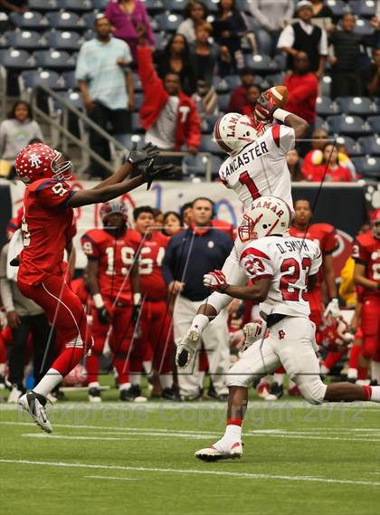 Thumbnail 1 in Alief Taylor vs Lamar (UIL 5A Division 1 Area Playoff) photogallery.