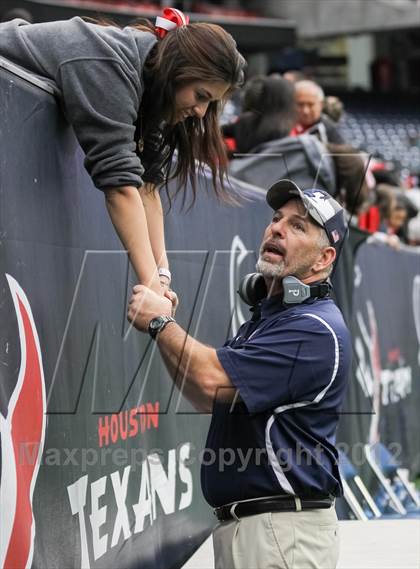Thumbnail 2 in Alief Taylor vs Lamar (UIL 5A Division 1 Area Playoff) photogallery.