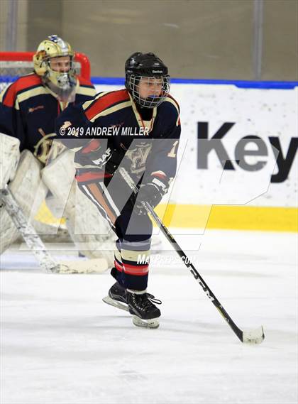 Thumbnail 1 in Skaneateles vs Williamsville (NYSPHSAA Final) photogallery.