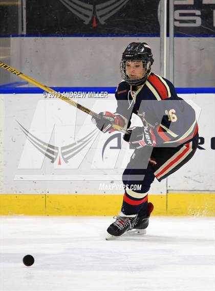 Thumbnail 3 in Skaneateles vs Williamsville (NYSPHSAA Final) photogallery.