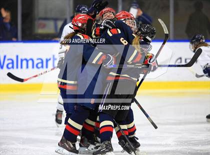 Thumbnail 3 in Skaneateles vs Williamsville (NYSPHSAA Final) photogallery.