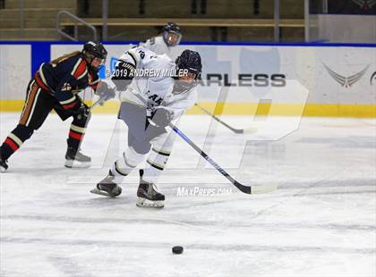 Thumbnail 2 in Skaneateles vs Williamsville (NYSPHSAA Final) photogallery.