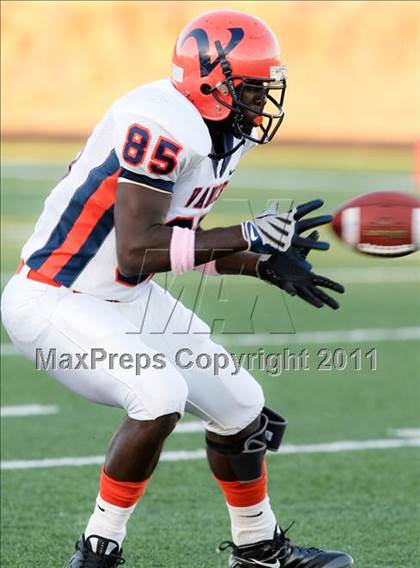 Thumbnail 2 in Vance @ Mallard Creek photogallery.