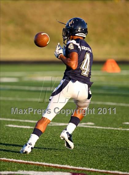 Thumbnail 1 in Vance @ Mallard Creek photogallery.