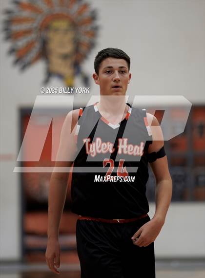 Thumbnail 2 in FR: Grand Saline vs Tyler HEAT photogallery.