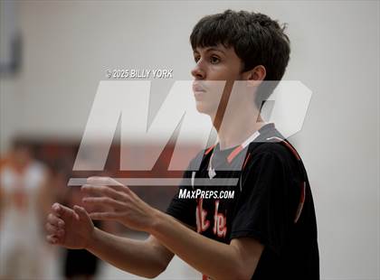 Thumbnail 2 in FR: Grand Saline vs Tyler HEAT photogallery.