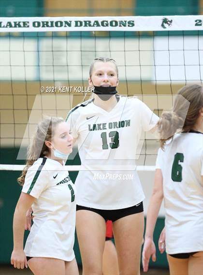 Thumbnail 3 in Athens @ Lake Orion photogallery.