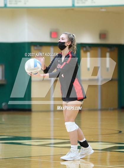Thumbnail 2 in Athens @ Lake Orion photogallery.