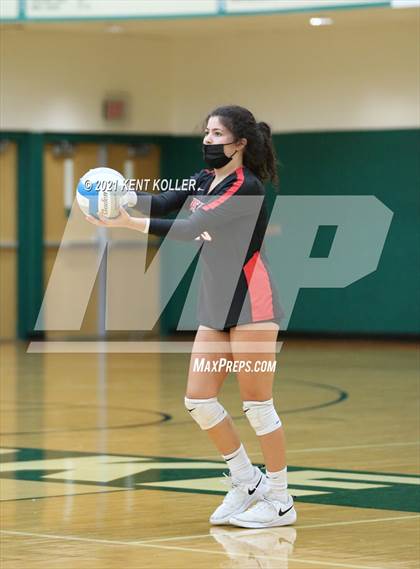 Thumbnail 2 in Athens @ Lake Orion photogallery.