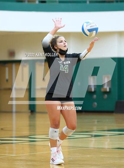 Thumbnail 2 in Athens @ Lake Orion photogallery.