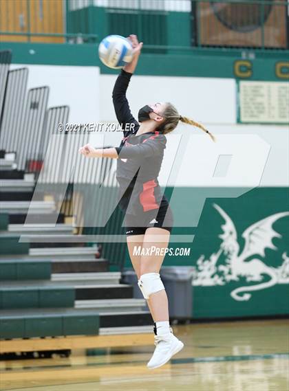 Thumbnail 1 in Athens @ Lake Orion photogallery.