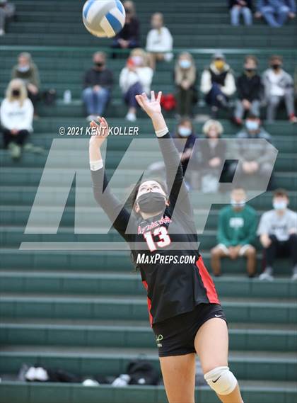 Thumbnail 3 in Athens @ Lake Orion photogallery.