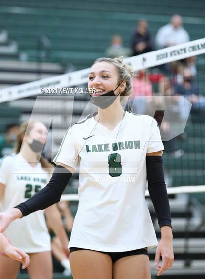 Thumbnail 3 in Athens @ Lake Orion photogallery.