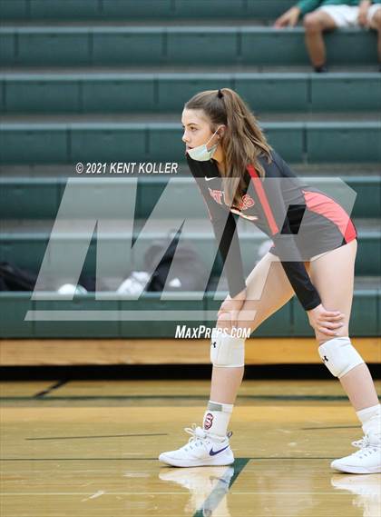 Thumbnail 1 in Athens @ Lake Orion photogallery.
