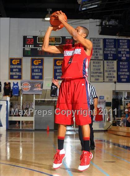Thumbnail 3 in Pleasant Grove vs. King (MaxPreps Holiday Classic) photogallery.