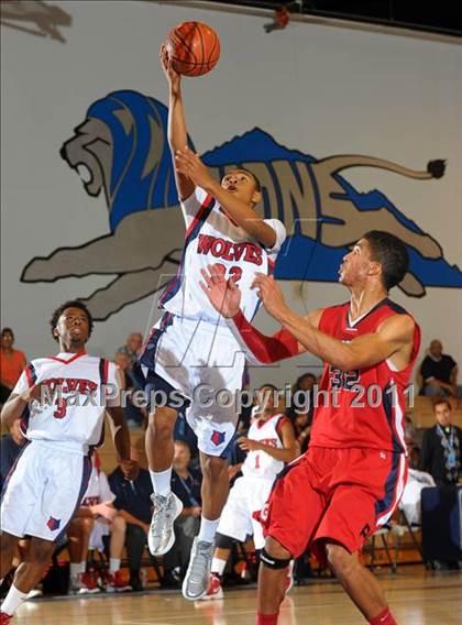 Thumbnail 2 in Pleasant Grove vs. King (MaxPreps Holiday Classic) photogallery.