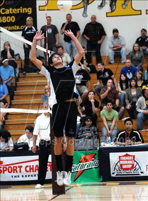 Thumbnail 2 in Loara vs Quartz Hill (CIF SS D3 Final) photogallery.