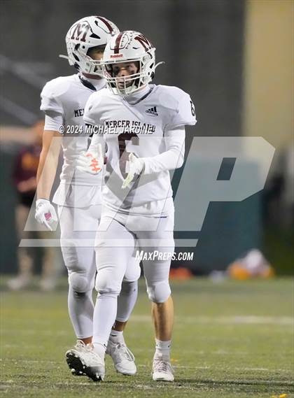 Thumbnail 1 in O'Dea vs Mercer Island (WIAA 3A Round of 16) photogallery.