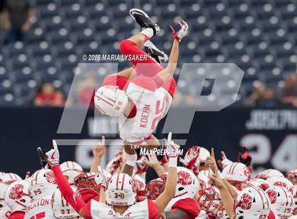 Thumbnail 2 in Katy vs North Shore (UIL 6A Regional Playoff) photogallery.