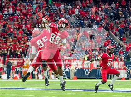 Thumbnail 3 in Katy vs North Shore (UIL 6A Regional Playoff) photogallery.