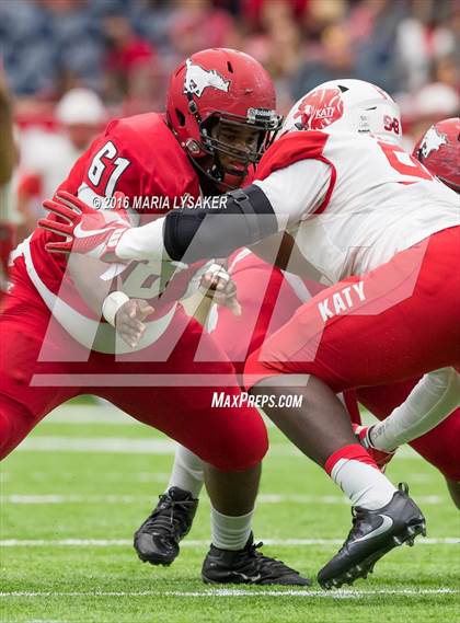 Thumbnail 3 in Katy vs North Shore (UIL 6A Regional Playoff) photogallery.