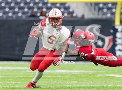 Thumbnail 1 in Katy vs North Shore (UIL 6A Regional Playoff) photogallery.