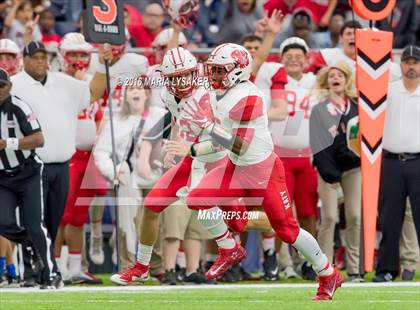 Thumbnail 3 in Katy vs North Shore (UIL 6A Regional Playoff) photogallery.