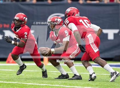 Thumbnail 1 in Katy vs North Shore (UIL 6A Regional Playoff) photogallery.