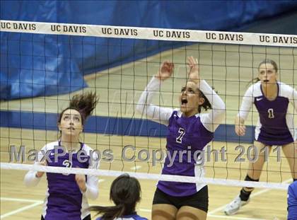 Thumbnail 3 in Ripon Christian vs Bradshaw Christian (CIF SJS D5 Final) photogallery.