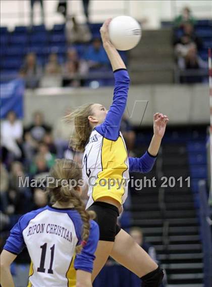 Thumbnail 1 in Ripon Christian vs Bradshaw Christian (CIF SJS D5 Final) photogallery.