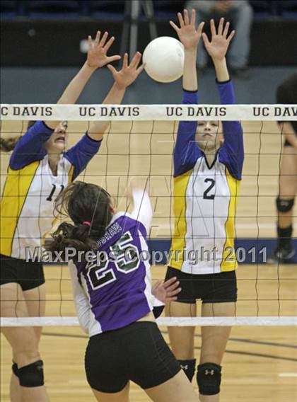 Thumbnail 3 in Ripon Christian vs Bradshaw Christian (CIF SJS D5 Final) photogallery.