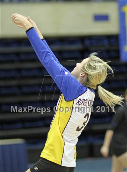 Thumbnail 2 in Ripon Christian vs Bradshaw Christian (CIF SJS D5 Final) photogallery.