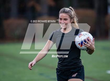 Thumbnail 1 in Pelham vs Hollis-Brookline (NHIAA D2 Semifinal) photogallery.