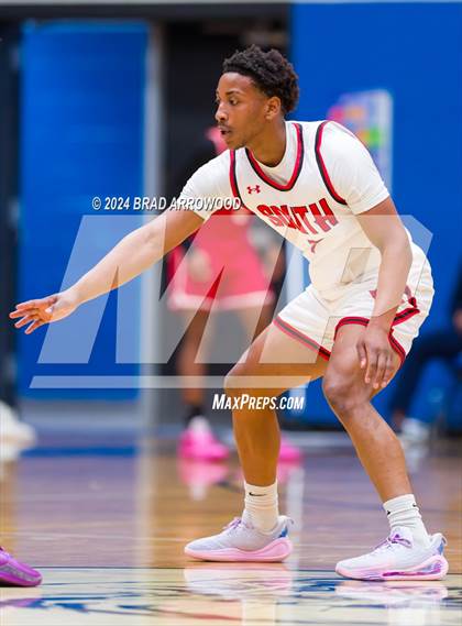 Thumbnail 3 in Gaston Christian vs. South Mecklenburg (Phenom Lakesgiving) photogallery.