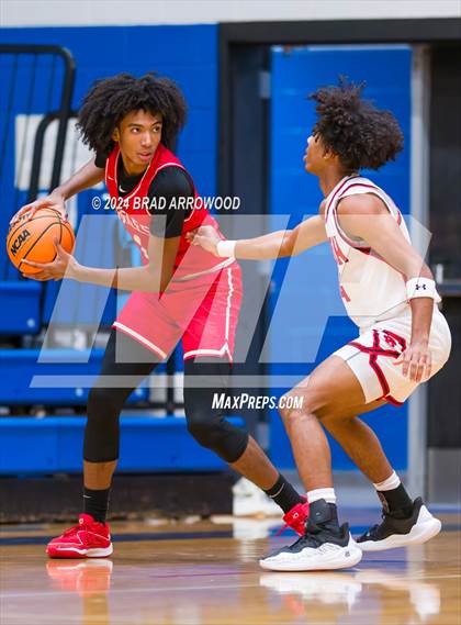 Thumbnail 1 in Gaston Christian vs. South Mecklenburg (Phenom Lakesgiving) photogallery.