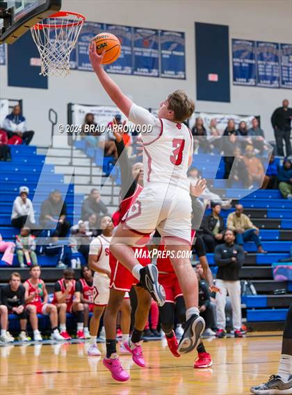 Thumbnail 2 in Gaston Christian vs. South Mecklenburg (Phenom Lakesgiving) photogallery.